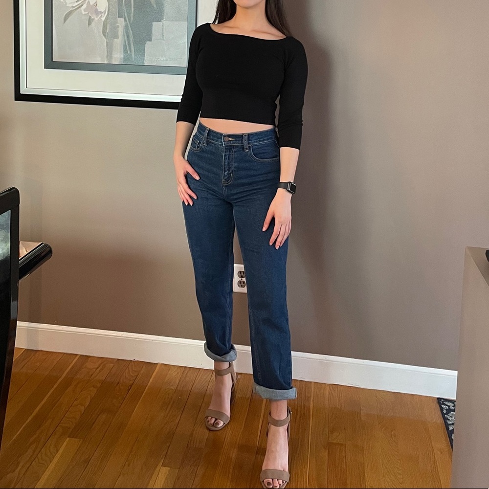 Basic Black Crop Sweater